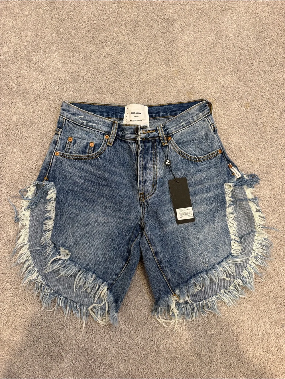NWT One Teaspoon Frankies Low Waist Long Length Denim Shorts - Hollywood, 23